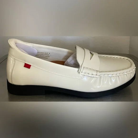 NWT...MARC JOSEPH..WOMENS PATENT LEATHER LOAFERS - Picture 10 of 12